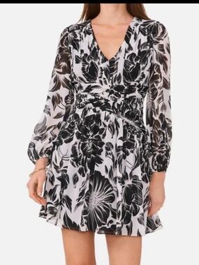 1. State Black and White Floral V-Neck Long Sleeve Mini Dress